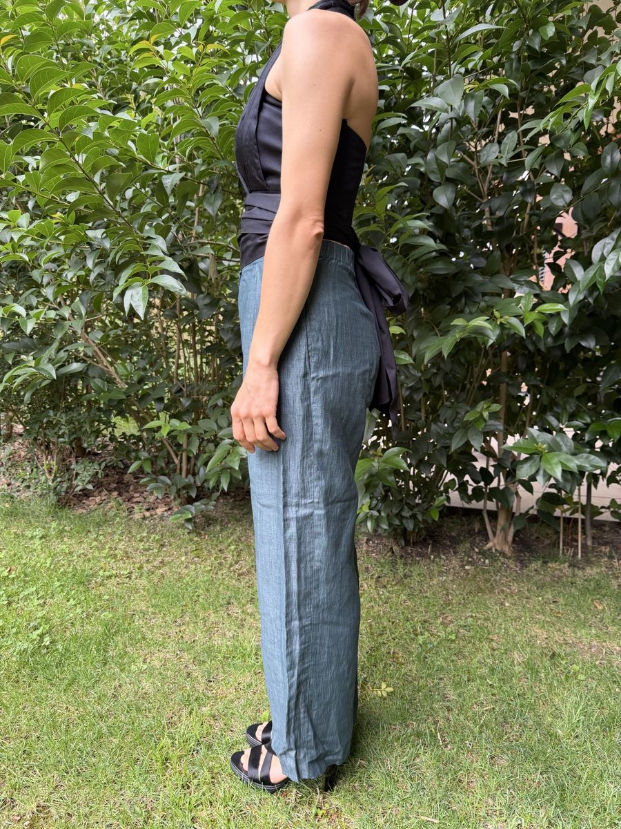 Top: Black Halter Top Size S – Nuovo (secondo la descrizione) da Corsier GE venduto da Karol_save_planet 4