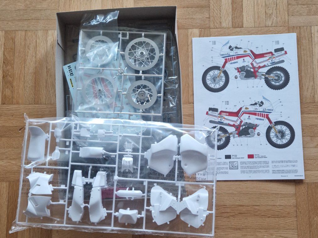 Italeri Modellbausätze & Standmodelle: Yamaha 1:9 Bausatz – Neu und originalverpackt aus Männedorf von Eugena 1