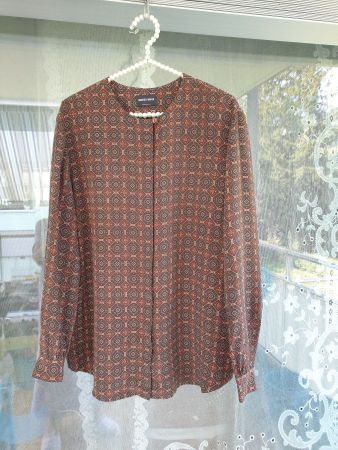 Bluse GIORGIO ARMANI,neuwertig,CH-Gr.42,120 Fr.