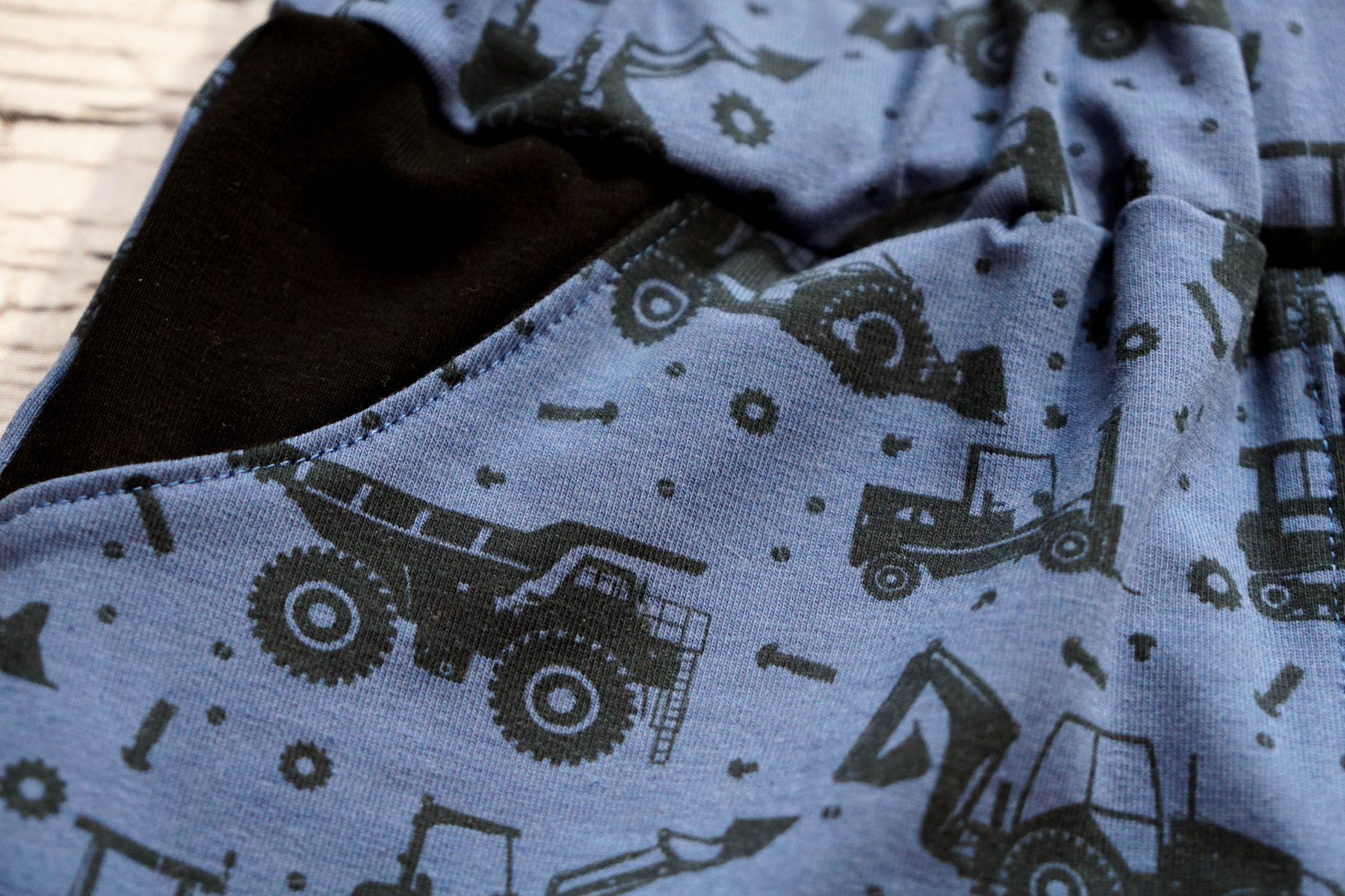 Pantaloni: Hose mit Bauerfahrzeug  Gr.110/116 - NEU – Nuovo e nell'imballaggio originale da Zürich venduto da sambaum 4