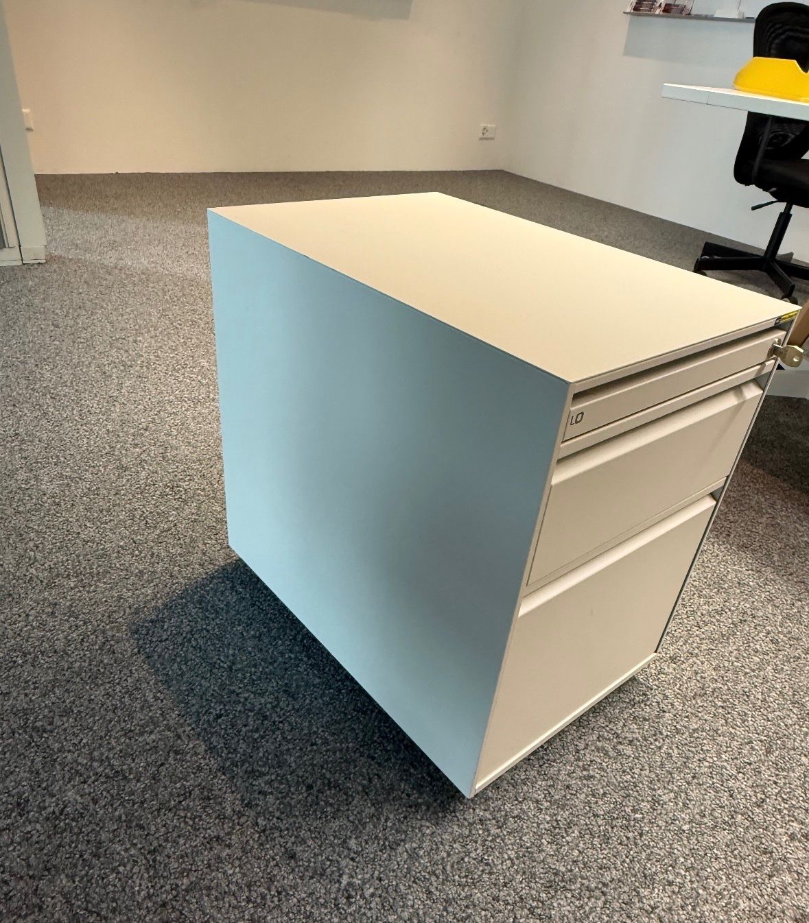 Eléments de bureau: Bürokorpus mit Rollen – D'occasion à Dietikon par Oberentfelden_ 1