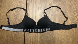 Calvin Klein BH schwarz Grösse 75B guter Zustand Marke beque