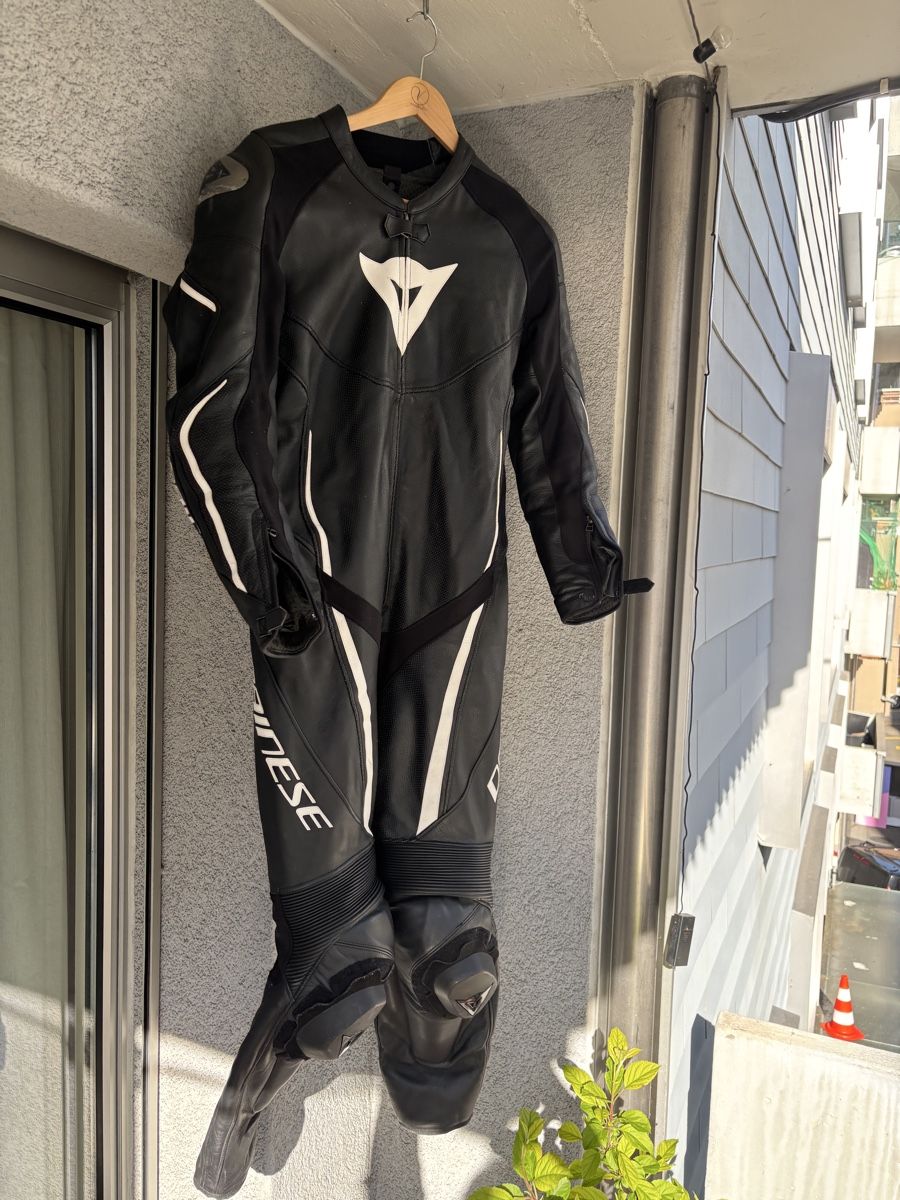 Dainese Completi & Tailleur: Dainese Motorradkombi – Usato da Luzern venduto da jan_5l86