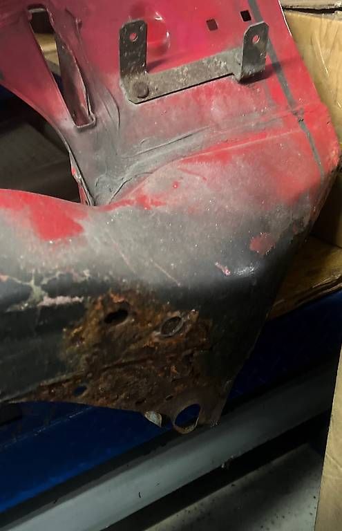 Lancia Tutti pezzi di ricambio auto: Frontblech, Frontmaske Lancia Delta integrale – Usato da Adliswil venduto da Turbocrazy 3