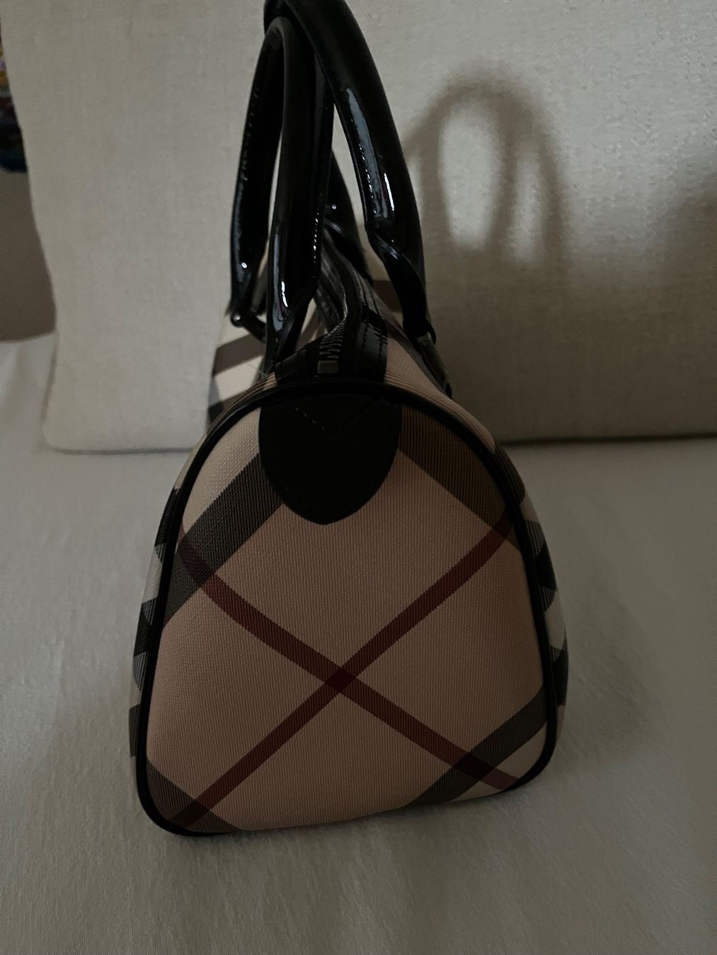 Burberry Taschen für Damen: Burberry Bowlingtasche – Gebraucht aus Baar von sim_5d6l 3