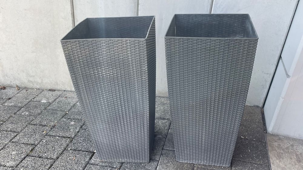 2 Blumentöpfe gross grau Plastik Webeoptik Kaufen auf Ricardo