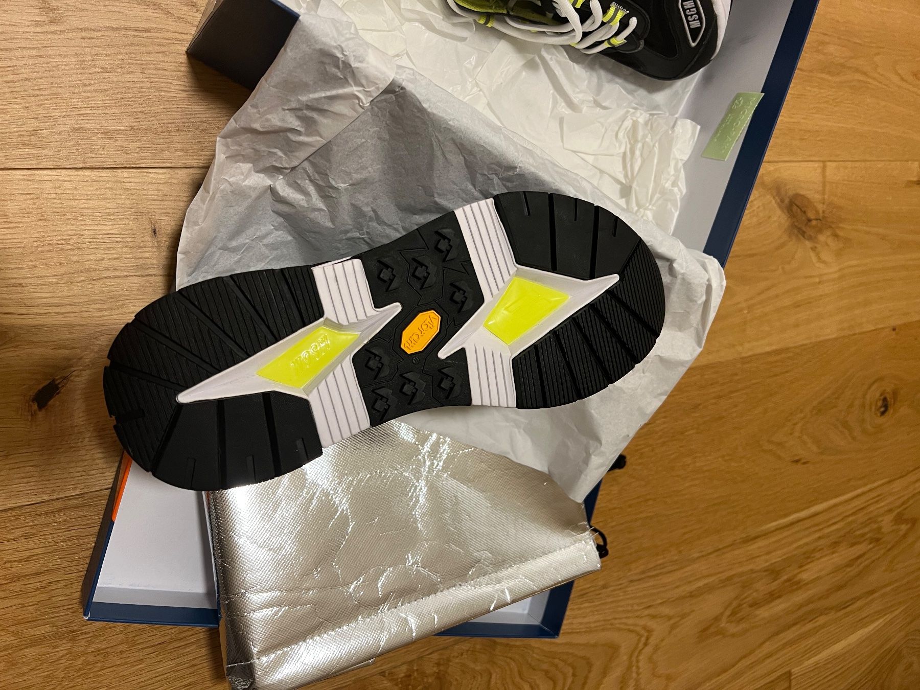 MSGM Herrenschuhe: NEUE Original MSGM Sneakers, Gr. 42 – Neu und originalverpackt aus Biel-Benken BL von Aplus0 7