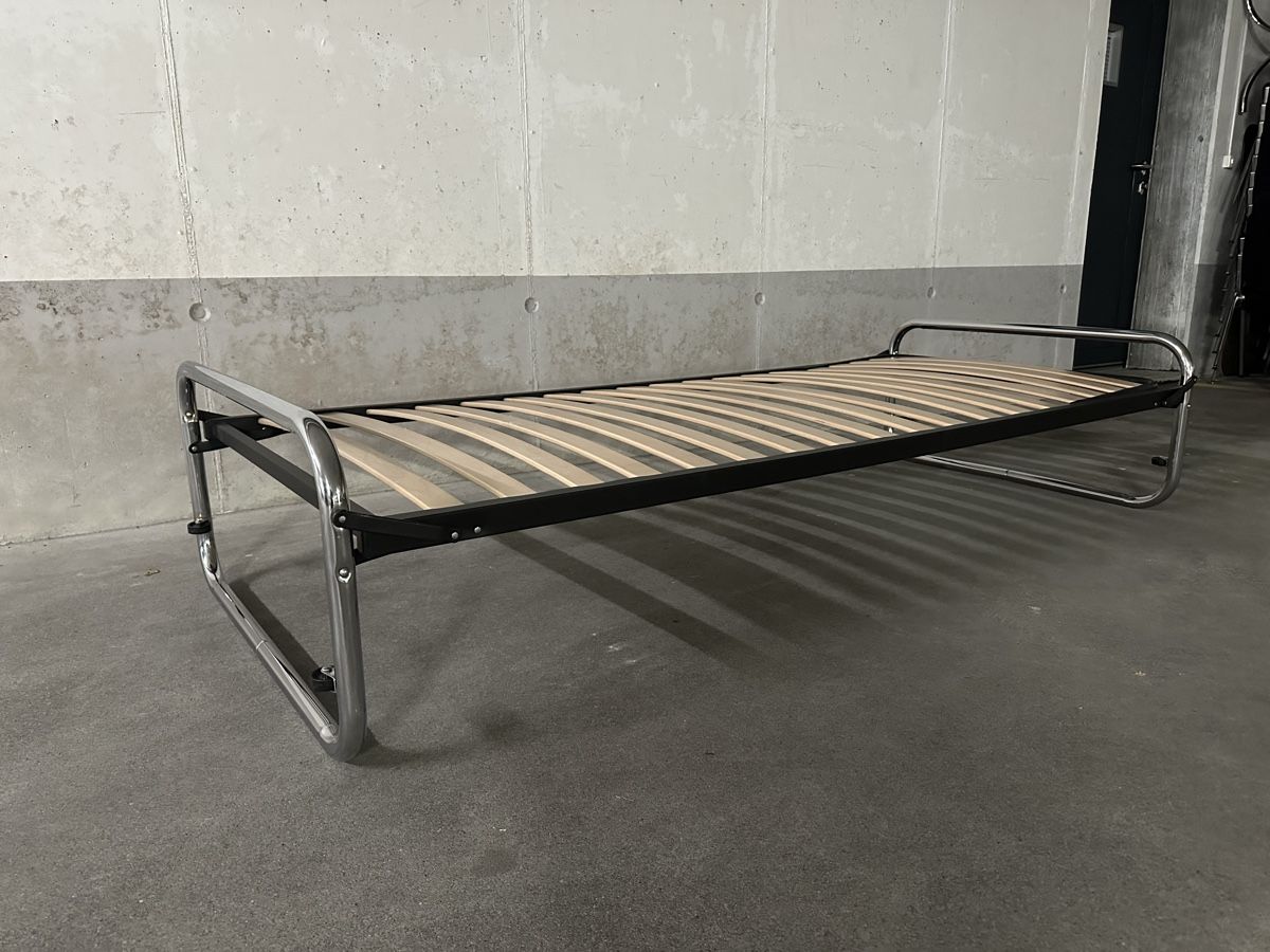 Lits: Designer Bett 90x200 – D'occasion à Niederurnen par KEVIN078 3