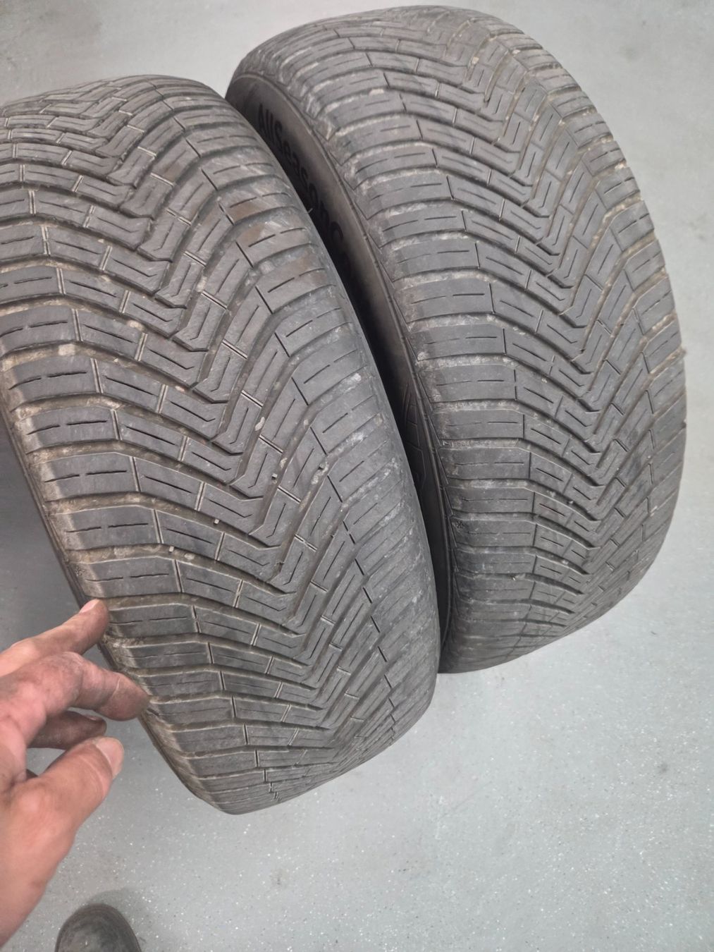 Pneumatici & Ruote complete: Continental    225 / 60 R 17 V XL – Usato da Fischbach-Göslikon venduto da Emanuel.Bardhi