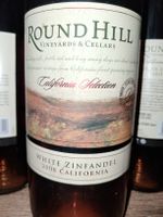Round hill selection white zinfandel rosé 2008