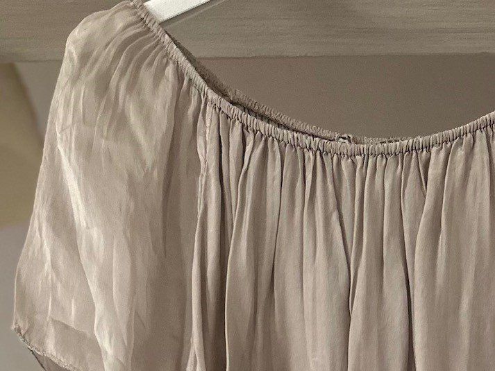 Robes: ROBE AVEC SOIE!! M DERNIER PRIX! – Neuf avec emballage d'origine à Locarno par NicoNion 4