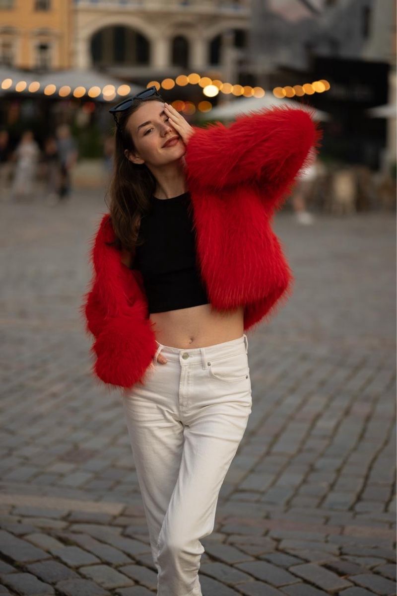 Vestes: Faux Fur Jacket Red size S/M condition new – Neuf (Voir description) à Basel par eka_v28r 4