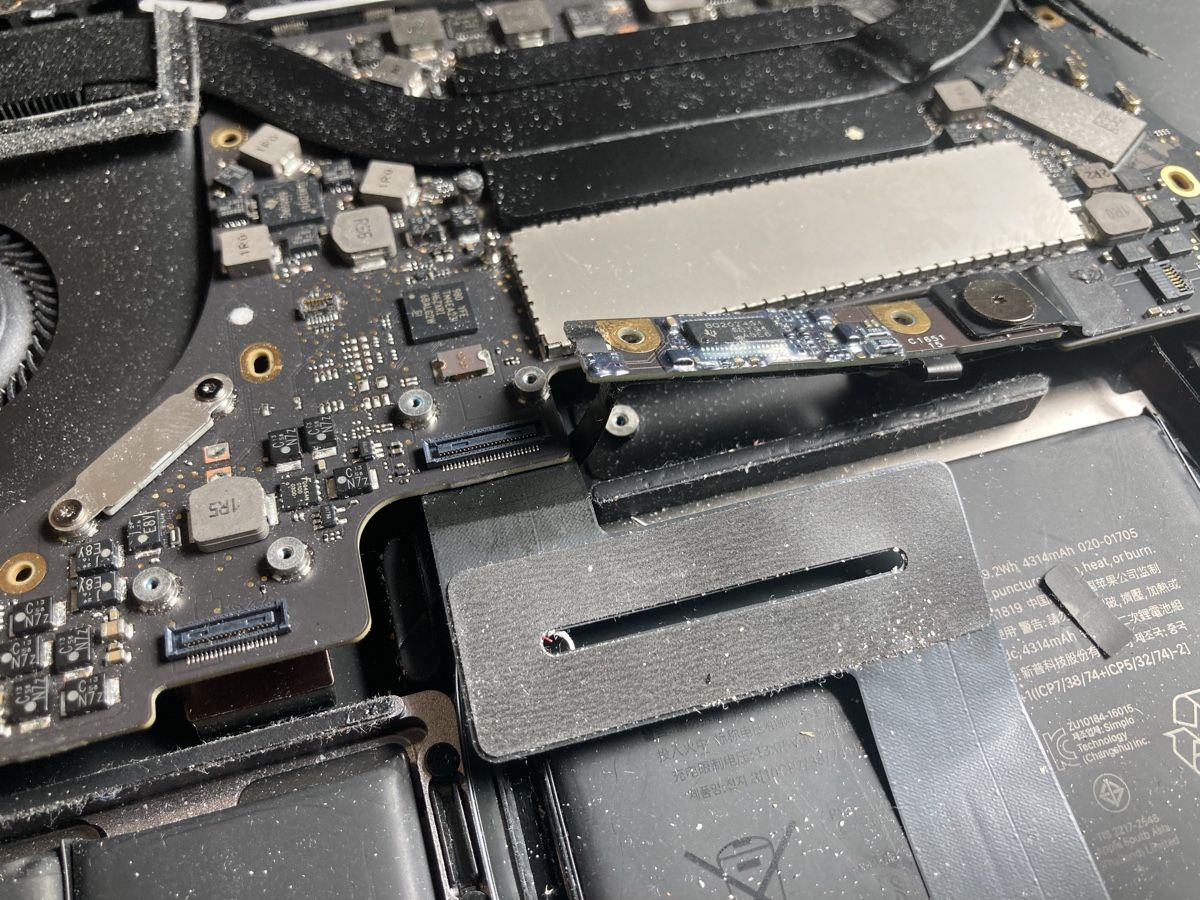 Apple Portables: Apple MacBook Pro 13 Zoll DEFEKT – Défectueux à Flawil par rcnkr 9