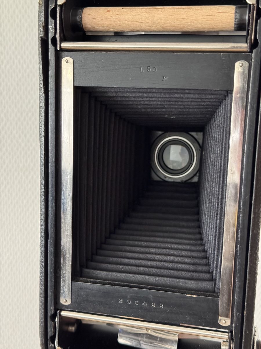 Zeiss Fotocamera: Antike Contessa-Nettel Faltkamera  – Usato da Burgdorf venduto da sta_9dkm 9