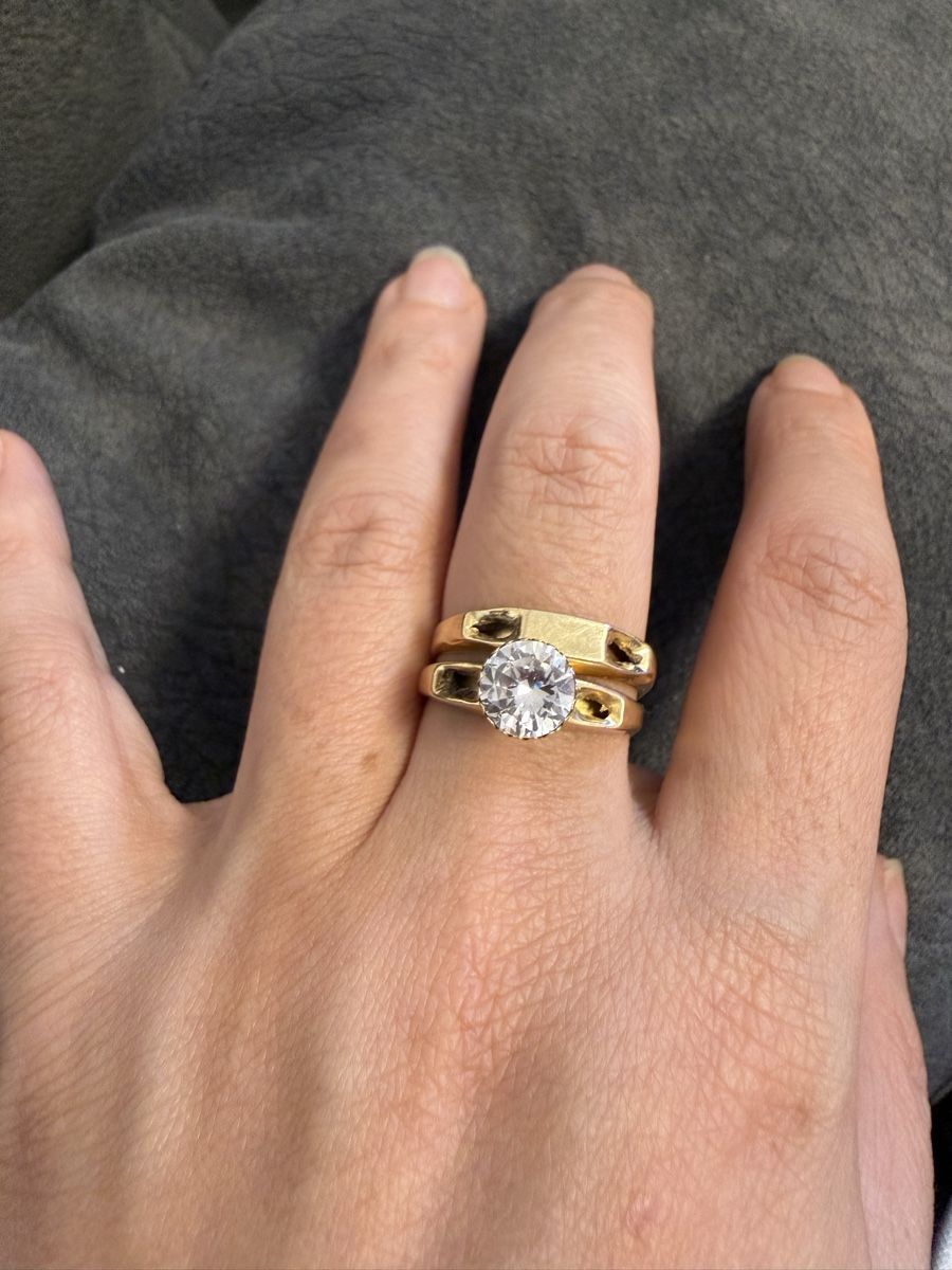 Ringe: Bagues en or – Gebraucht aus Lausanne von Mode_350