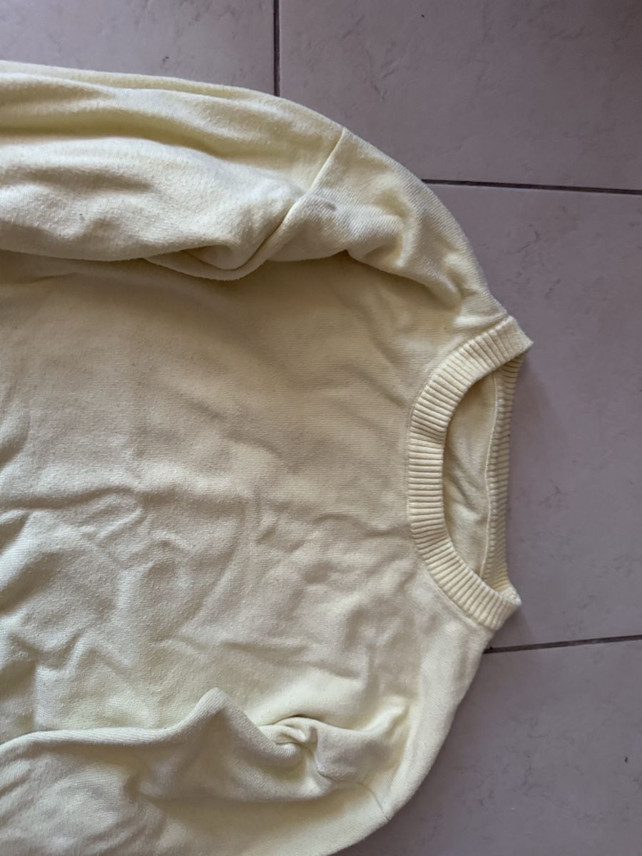 Maglioni & Felpe: Damen Pullover gelb Rundhalsausschnitt gebraucht – Usato da Kreuzlingen venduto da sop_kxw5 2