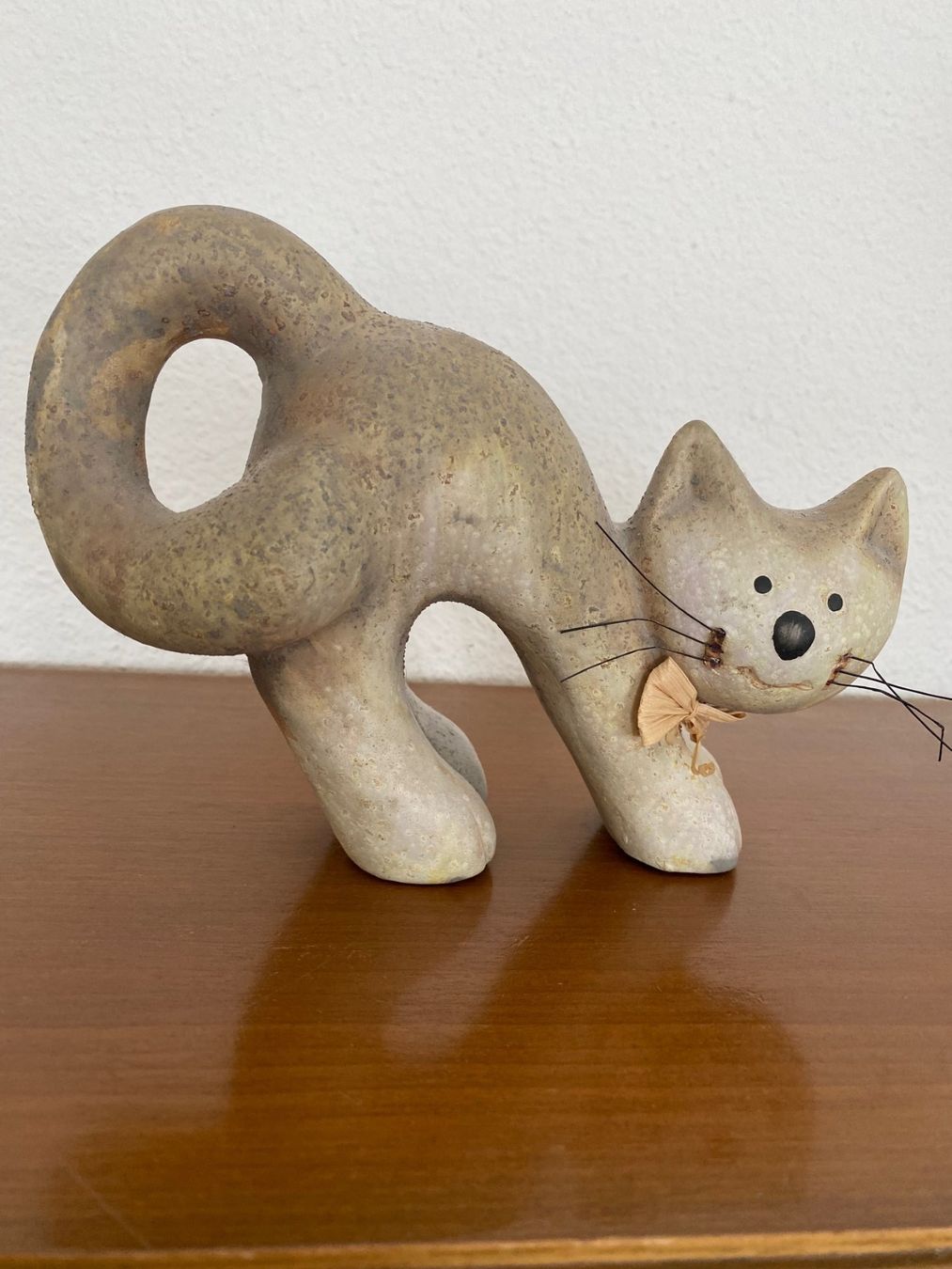Statuette: stehende Katze aus Ton – Usato da Schlieren venduto da Trudyschoe