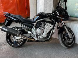 Fazer 1000 EXUP 2001 in Top Zustand und frisch ab MFK!