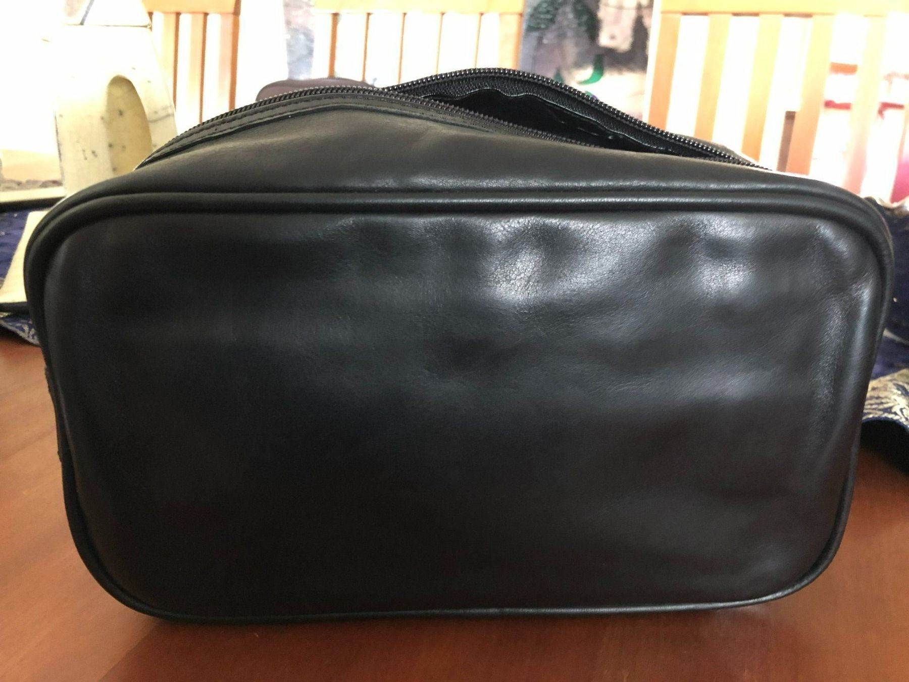 Hugo Boss Kosmetikkoffer: Travel Toiletries Bag - Hugo Boss – Neu (gemäss Beschreibung) aus Meilen von val_tsv8 4