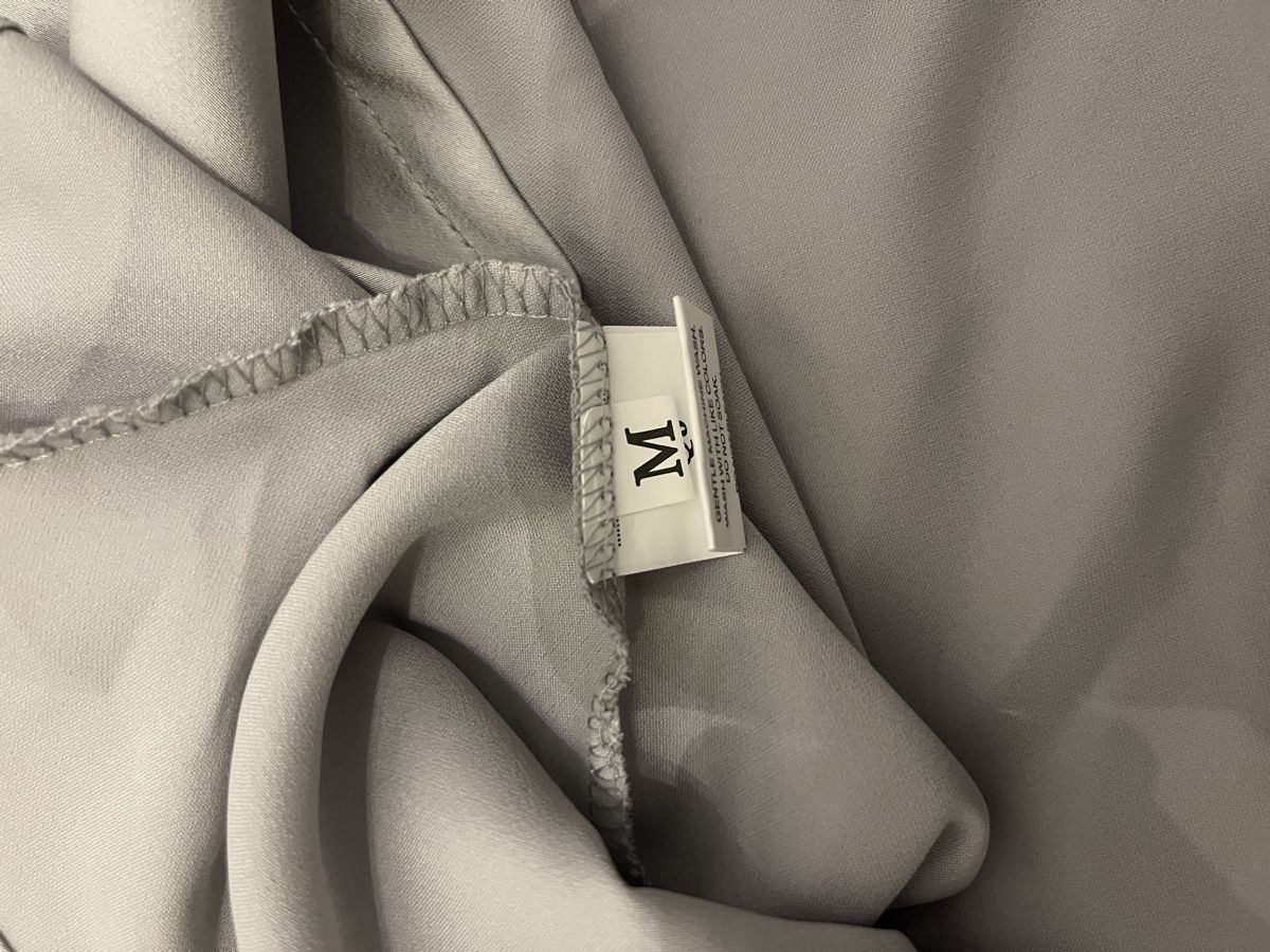 Robes: Graues / Silbernes Kleid – Neuf avec emballage d'origine à Bellikon par Ruth_62 4
