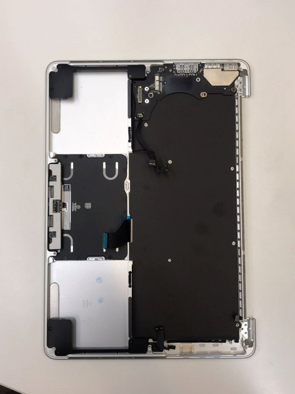 Apple Tastiere: MacBook Pro Ratina Tastatur – Nuovo e nell'imballaggio originale da bern venduto da reptechnic 1