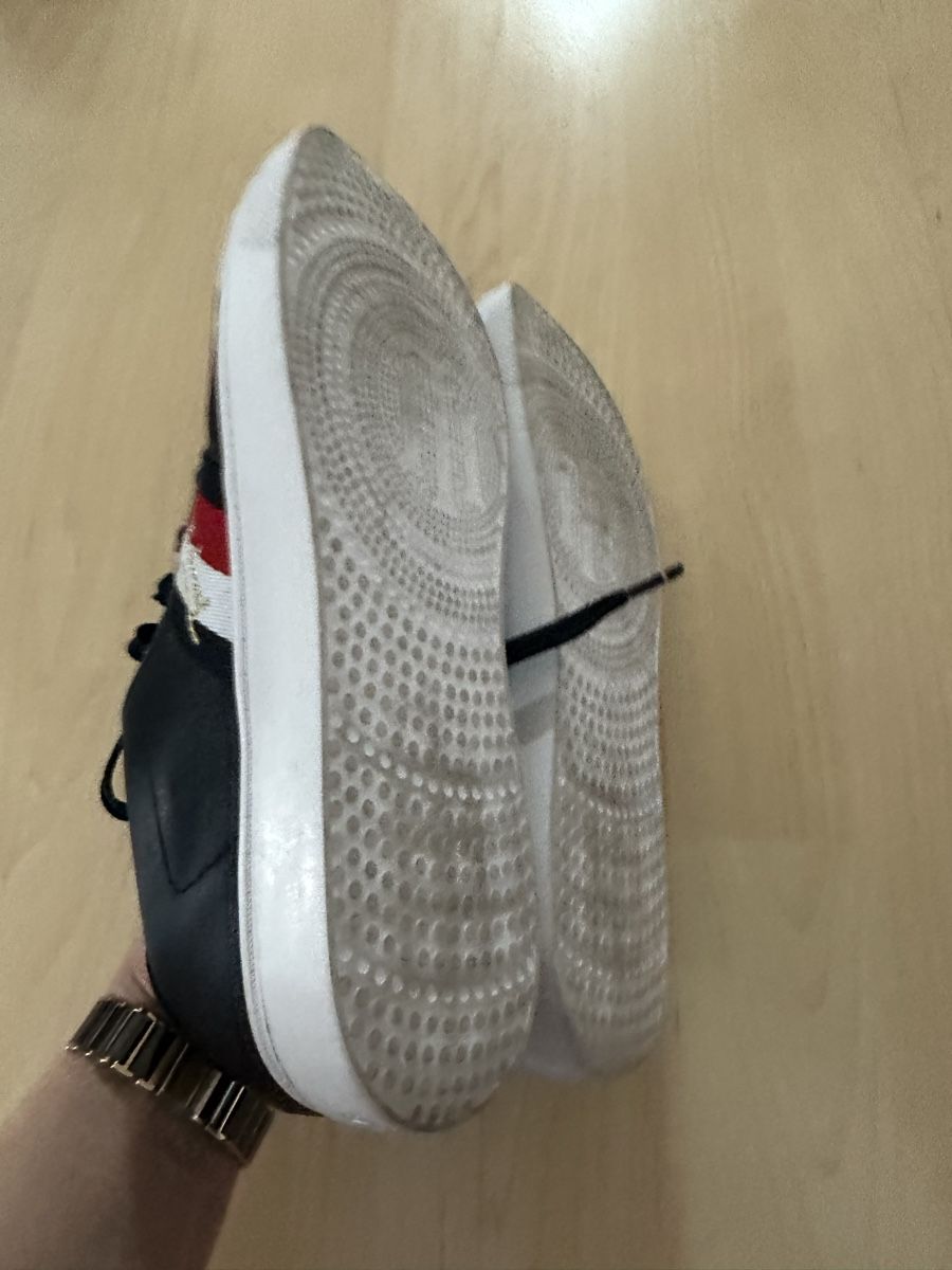 Tommy Hilfiger Scarpe da donna: Sneaker Tommy Hilfiger – Usato da Jona venduto da nik_bdd9 3