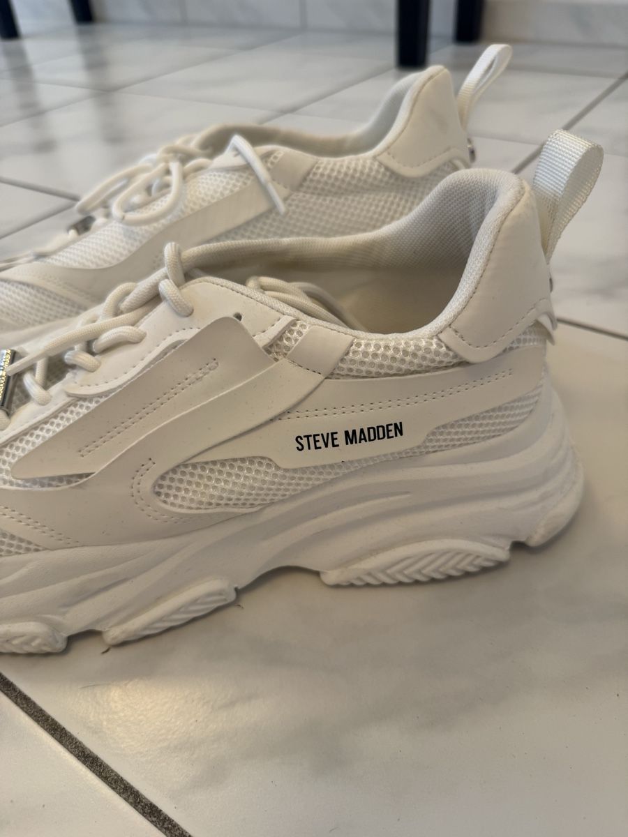 Steve Madden Scarpe da uomo: Steve Madden POSSESSION - Sneaker low - white Gr 45 – Nuovo (secondo la descrizione) da Wilen b. Wollerau venduto da Corradino0