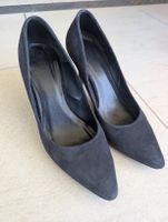 Elegant Navy Blu Suede Pumps