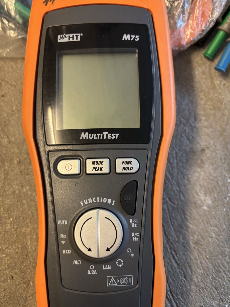 Misurare: HT M75 Multimeter mit Zubehör – Usato da Oberdorf BL venduto da Natasa6 1