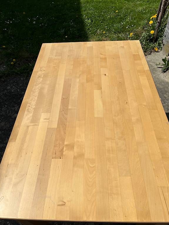 Tische: Jolie table bois clair – Gebraucht aus Yvonand von Dan2202 2