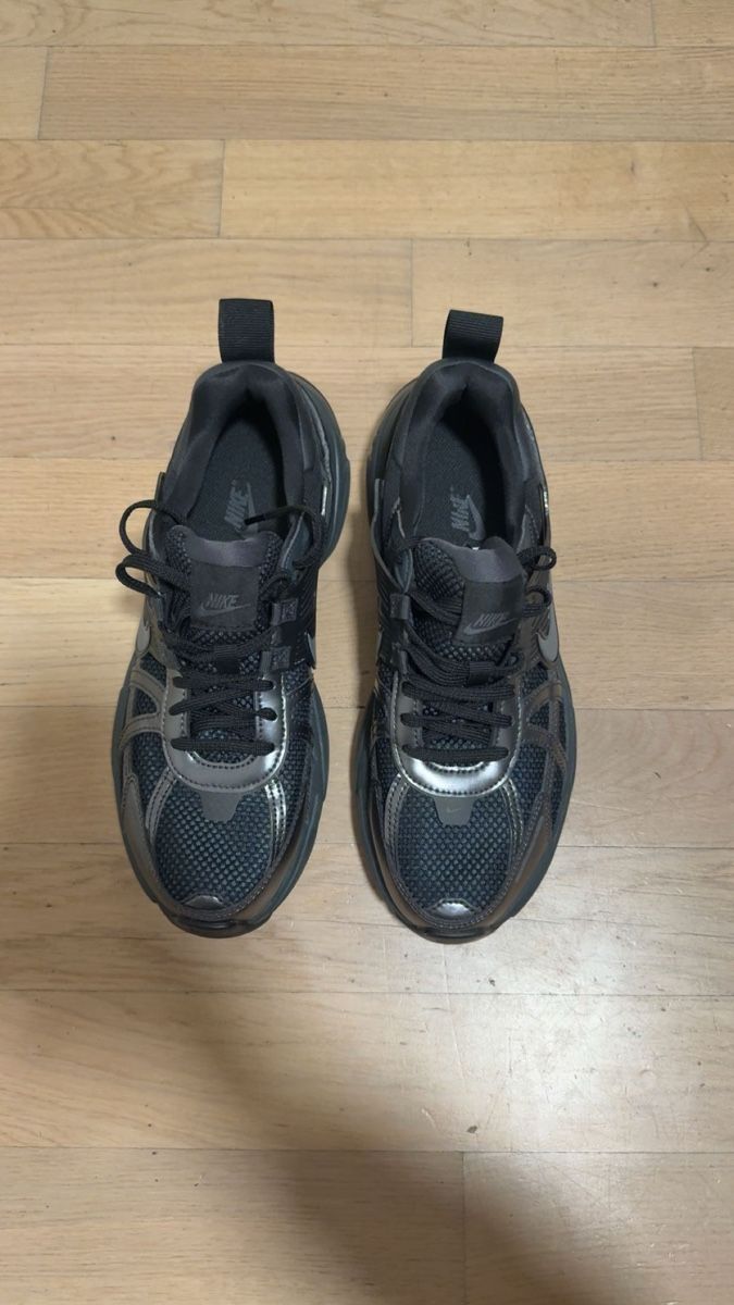 Nike Scarpe da uomo: Nike V2K Run Black – Nuovo (secondo la descrizione) da Aubonne venduto da sad_8mlz 1