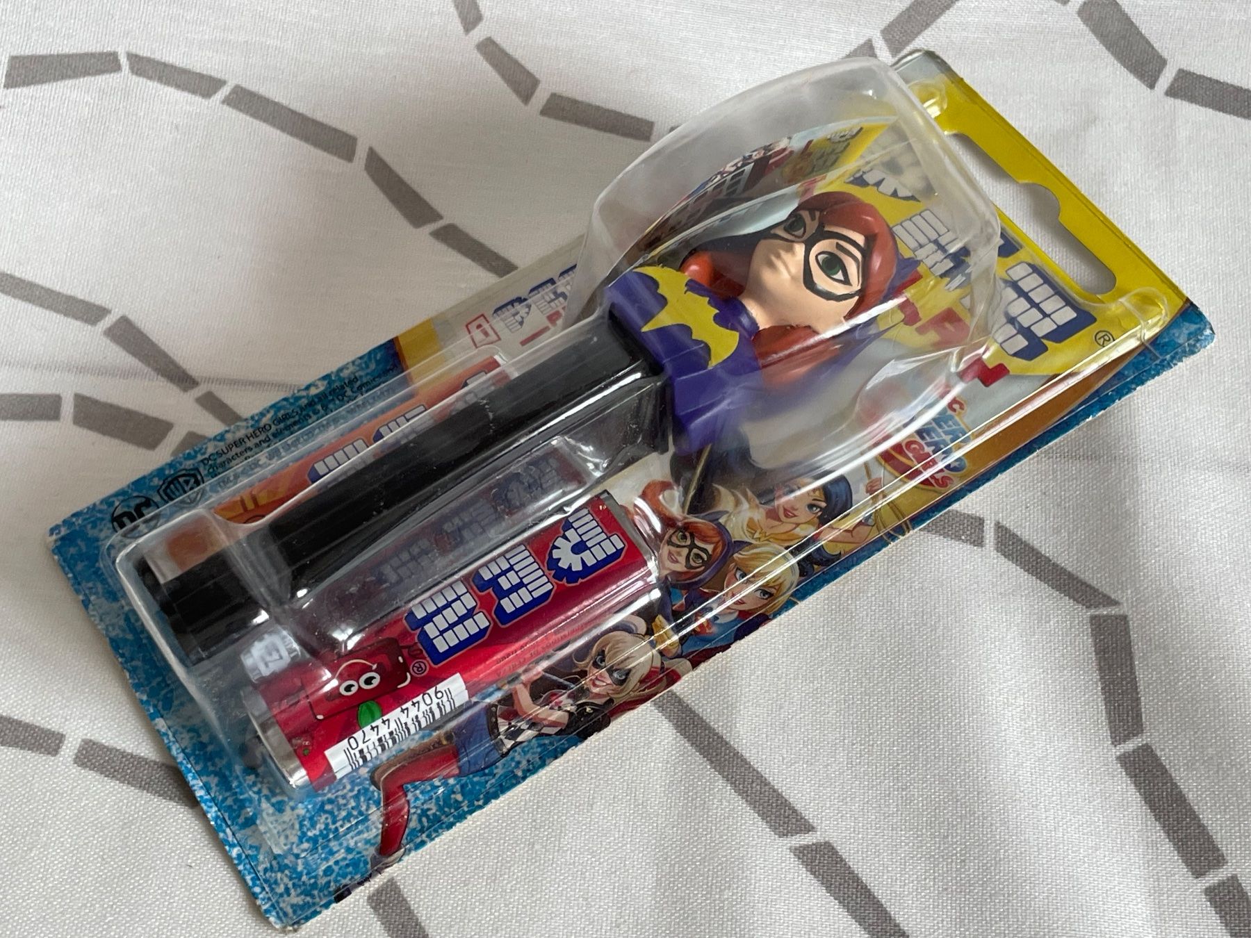 Pez Statuette: 3 PEZ Super Hero Girls – Nuovo e nell'imballaggio originale da Rafz venduto da stg101 2