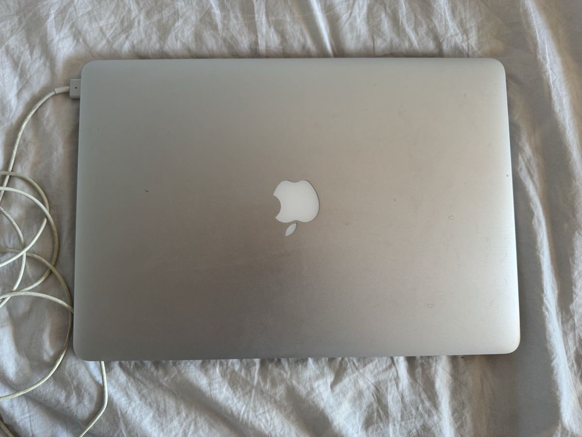 Apple Notebook: Macbook Pro 15” Mid-2015 256GB – Usato da Lengnau AG venduto da edu_6xjl 1