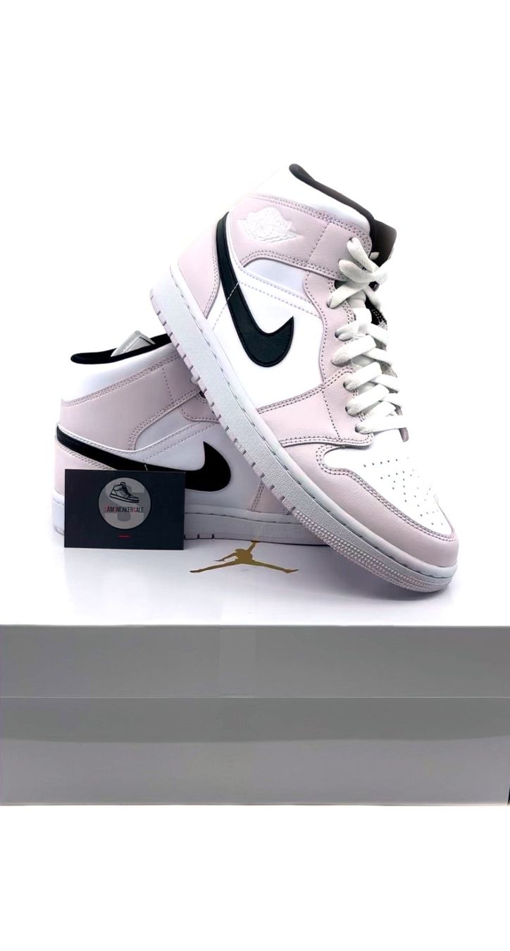 Jordan Scarpe da uomo: Jordan 1 Mid Barely Rose Grösse EU 42.5 – Nuovo e nell'imballaggio originale da Küsnacht ZH venduto da SamSneakerSale 1