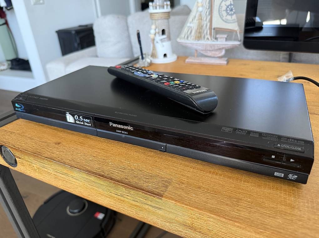 Lettore multimediale & Streamer: Blue-Ray Player Panasonic DMP-BD65 – Usato da St. Gallen venduto da Raf145