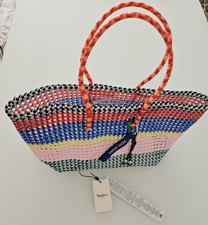 Pepe Jeans Tasche, ideal im Sommer