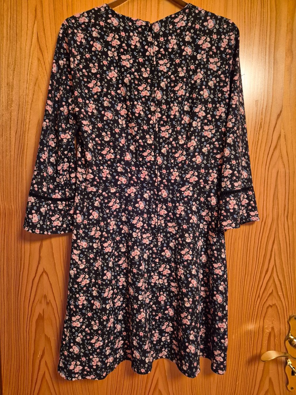 Vestiti: Blümchenkleid, Herbst-,oder FrühlingslookLook! – Usato da Walenstadt venduto da grischalounge1 1