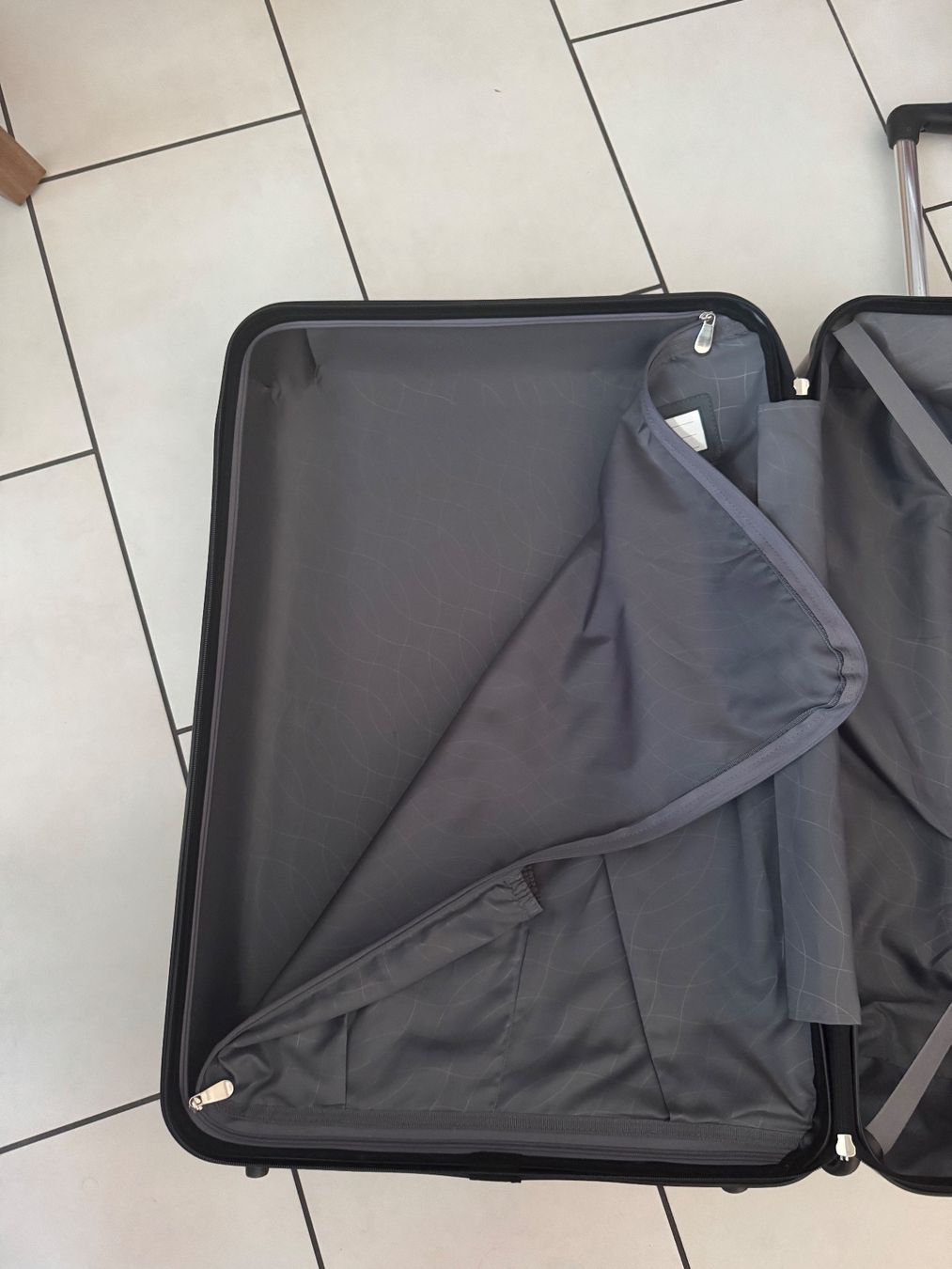 Reisekoffer: Reisekoffer – Gebraucht aus Dietikon von Monk4 4