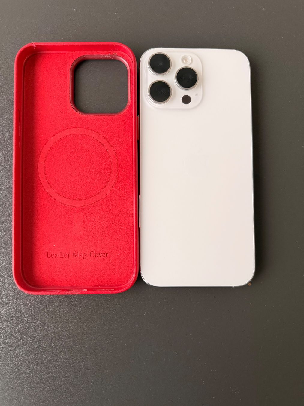 Apple Portables: Apple iPhone 16 Pro Max - 256GB – D'occasion à Ruggell par red_pvr5 2
