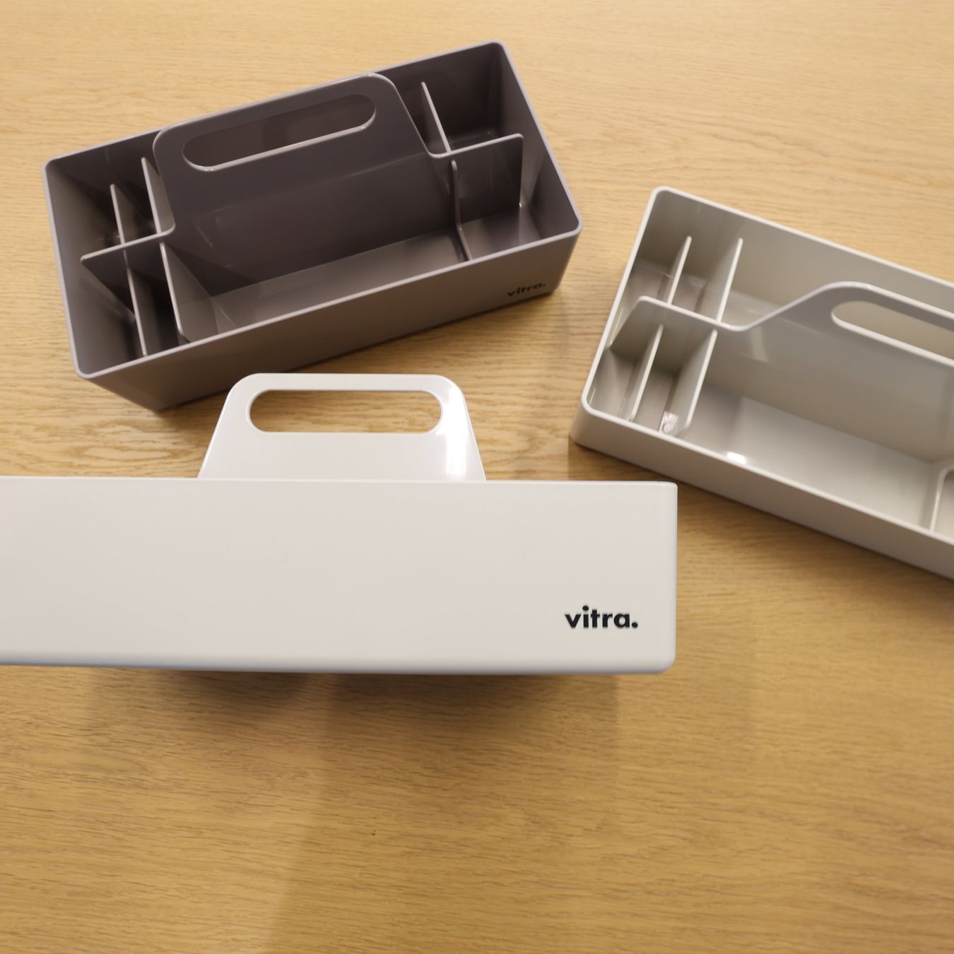Recipients et similaires: Vitra Toolbox Aufbewahrungsbox, Schwarz – D'occasion à Affoltern am Albis par Zapro