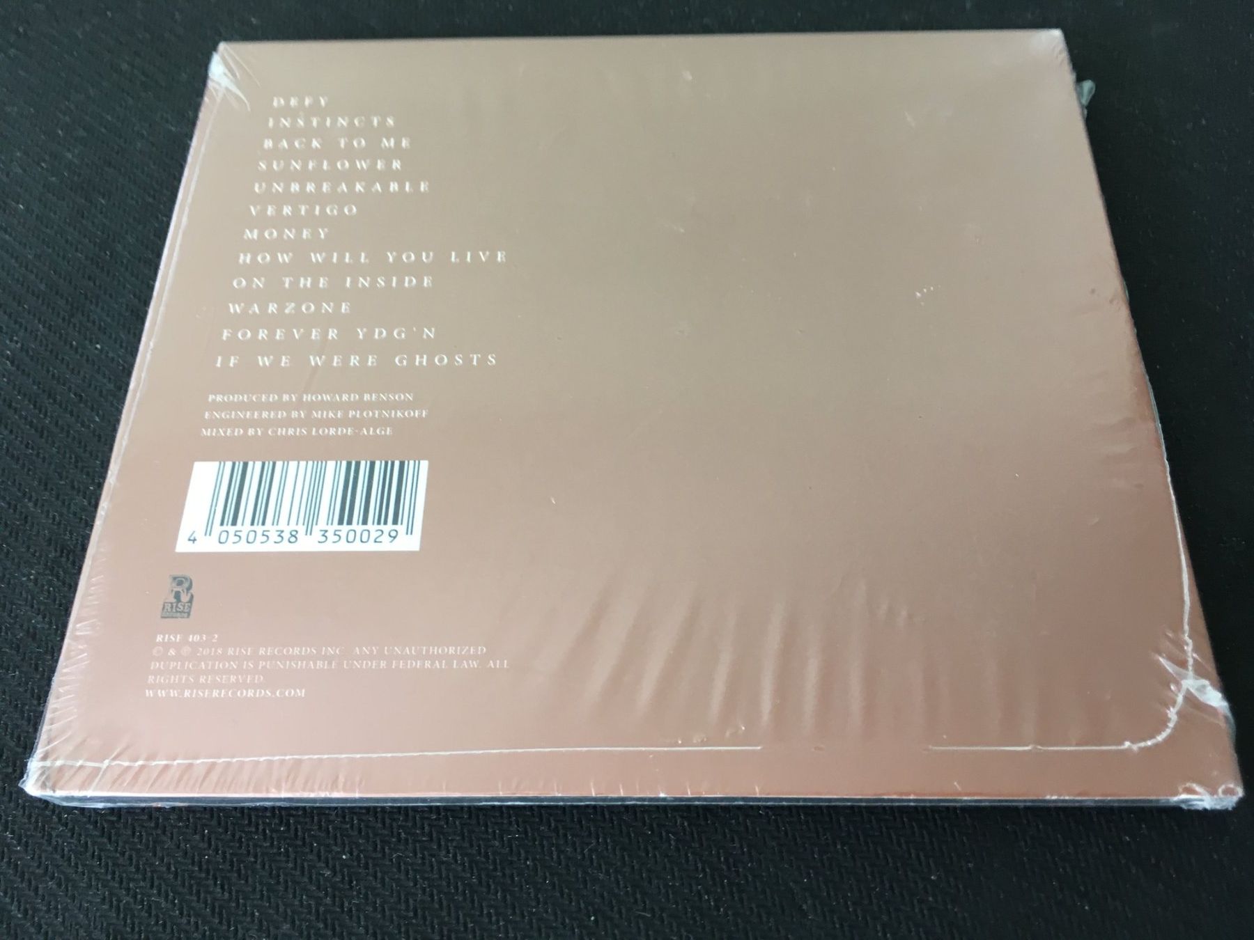 CDs: Of Mice & Men - Defy -CD- Neu/Sealed – Neuf avec emballage d'origine à St.Gallen par MedienJoe 1