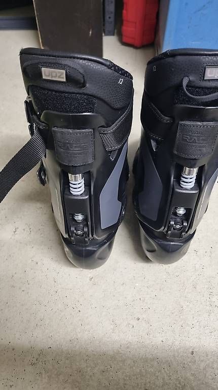 Scarpe da uomo: UPZ RC12-Flo Liner EU 46 Hardboot Snowboard – Usato da Wädenswil venduto da bushmills10 1