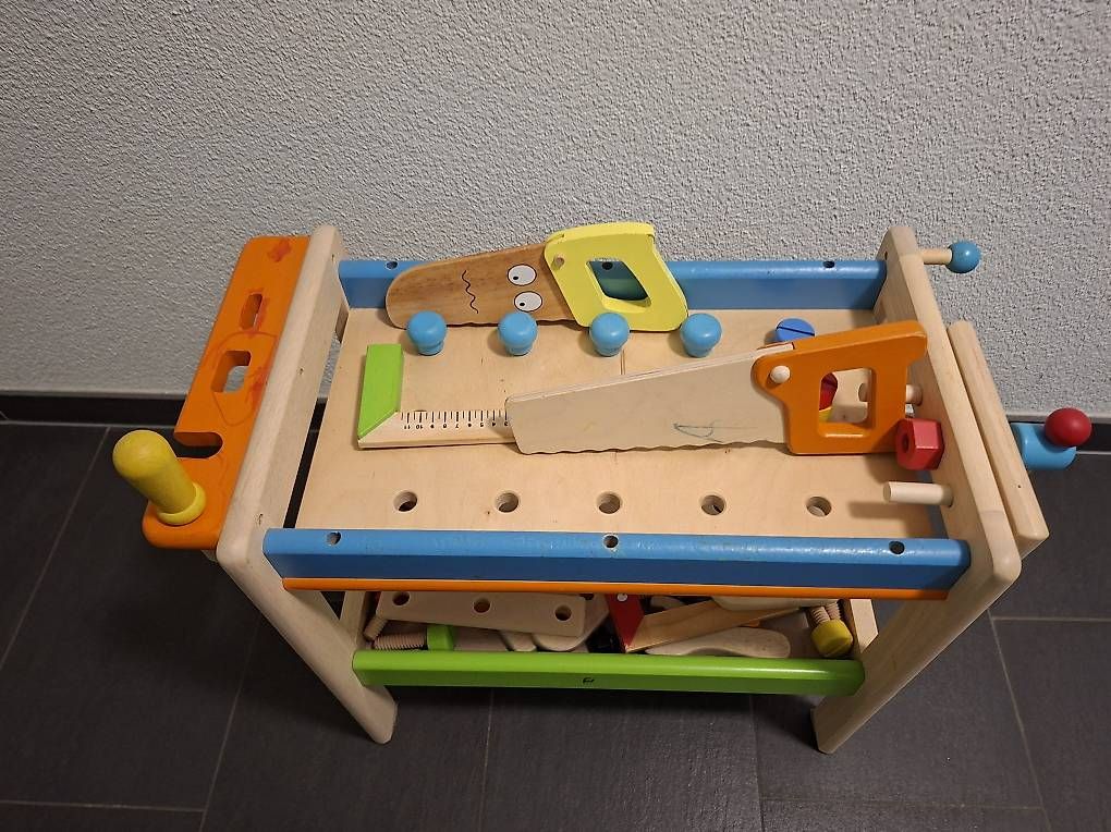 Giocattoli: Kinderwerkbank – Usato da Gossau SG venduto da Hurley87 1