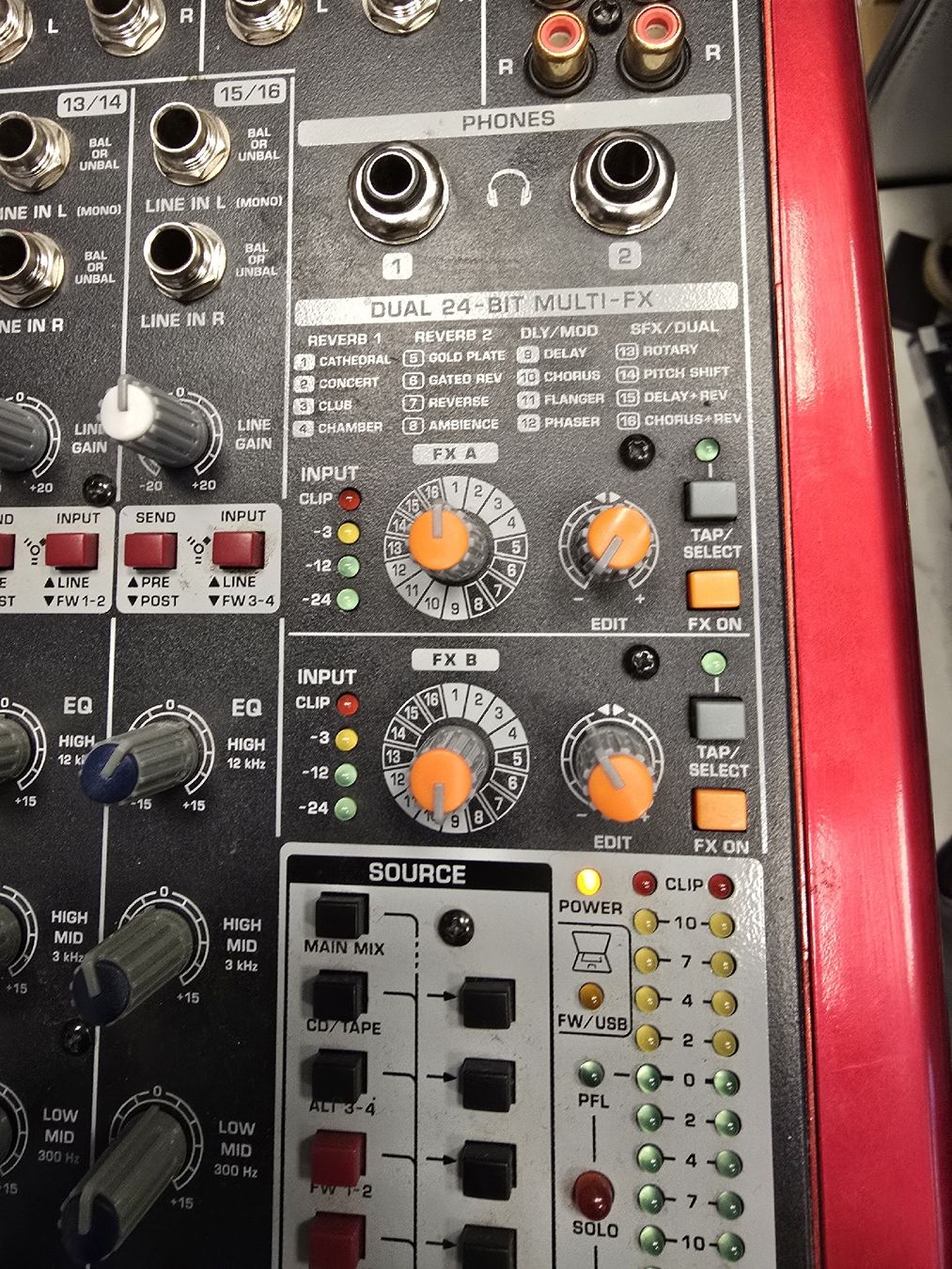 Behringer Mischpulte: Behringer XENYX UFX1604 Mit 2 Separate Effekte – Gebraucht aus Zürich von Roy-Events-Zurich 1