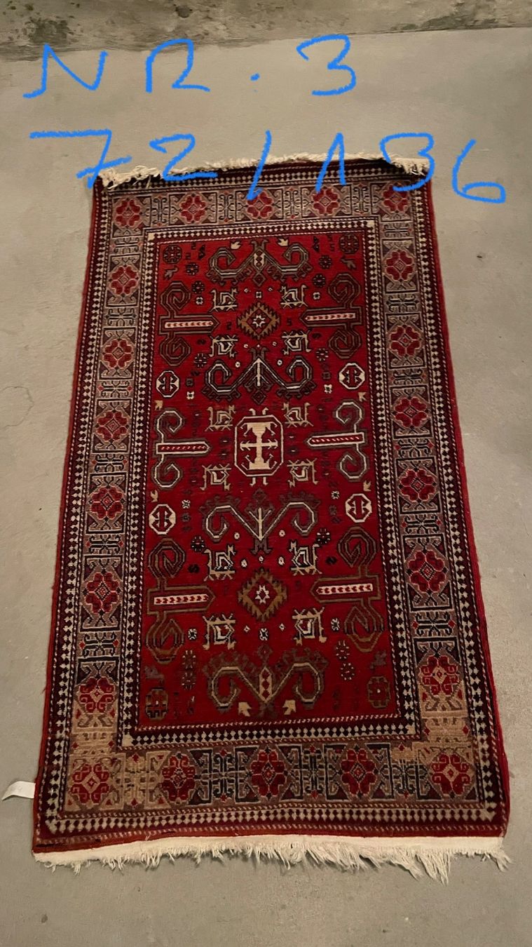 Teppiche: Teppich – Gebraucht aus Dornach von AlexandraT