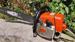 Profi Motorsäge Stihl 044