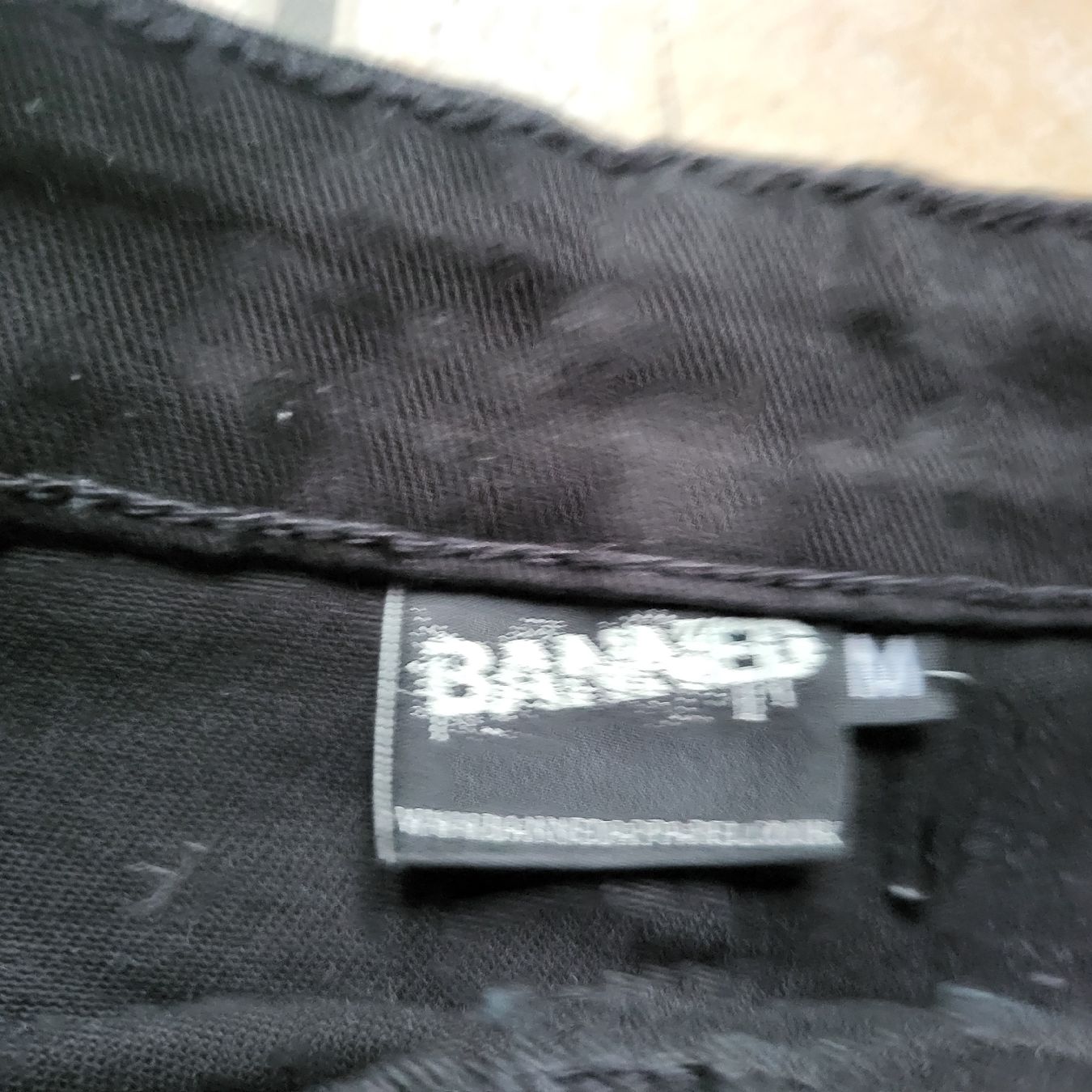 Pantaloni: Short Noir Banner - taille M – Nuovo e nell'imballaggio originale da Sion venduto da Oonathoo 2