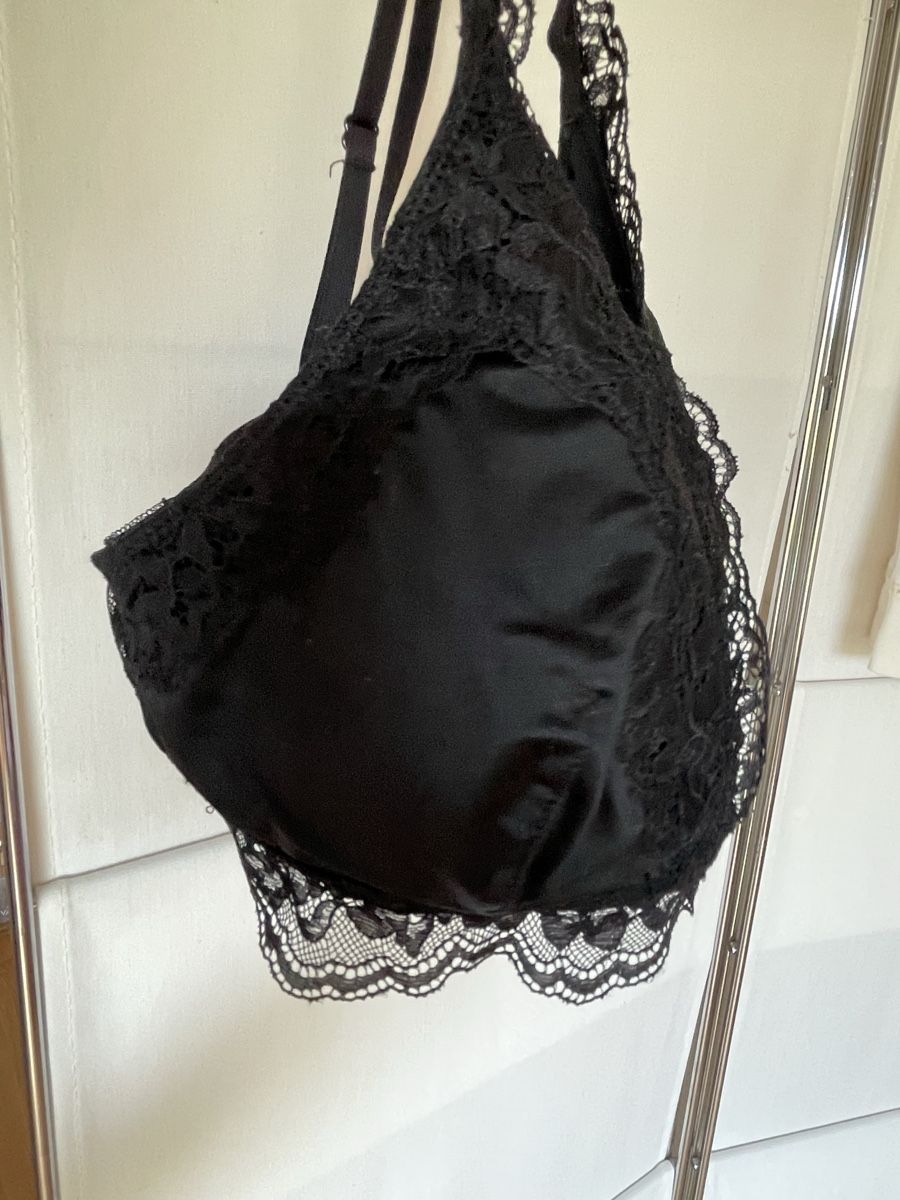 H&M Altra biancheria intima: ALLES RAUS Spitzen BH schwarz – Nuovo (secondo la descrizione) da Kloten venduto da simones.thriftshop 1