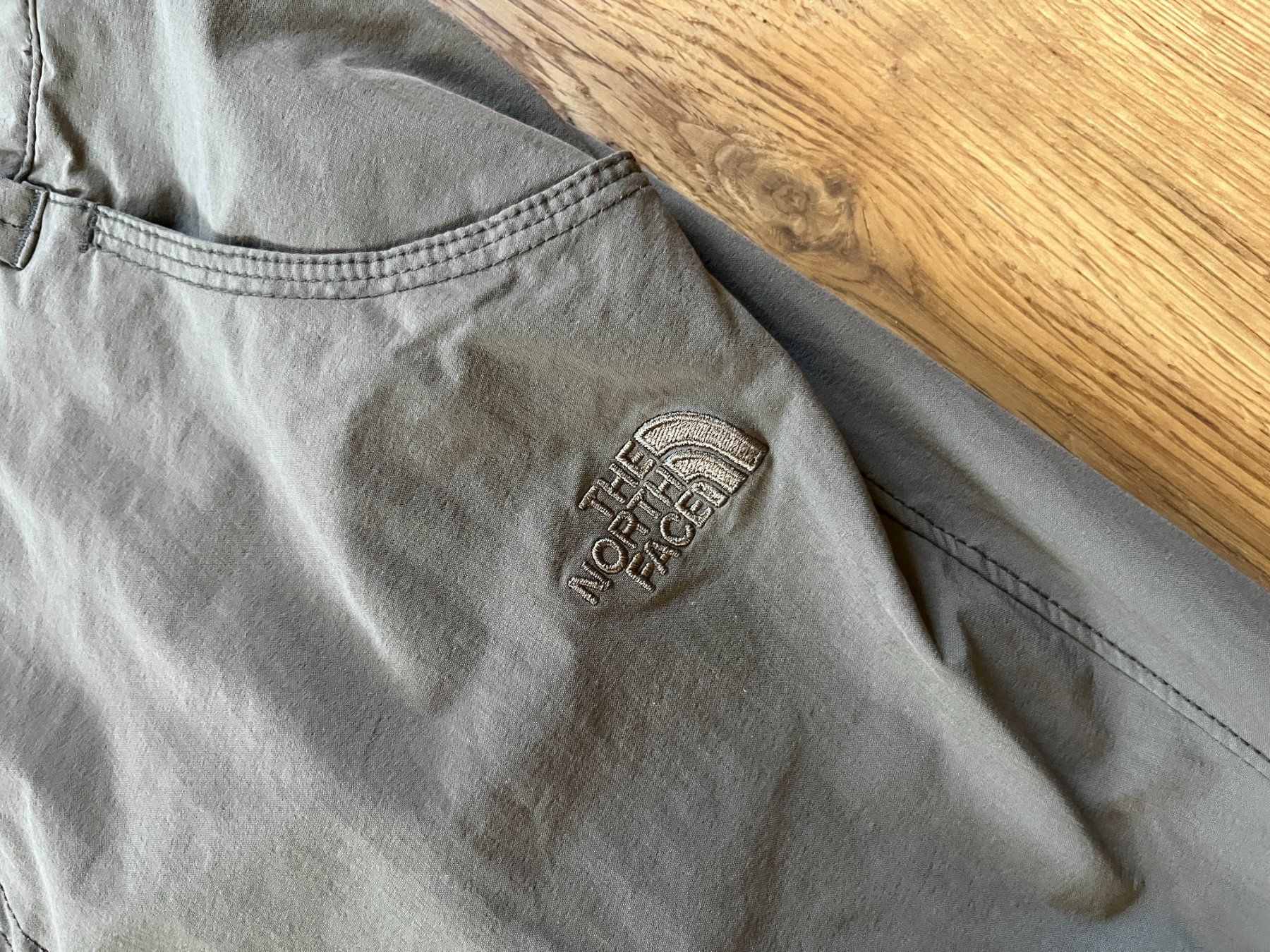 North Face Pantaloni: The North Face Wanderhose – Usato da Utzenstorf venduto da plus01 1