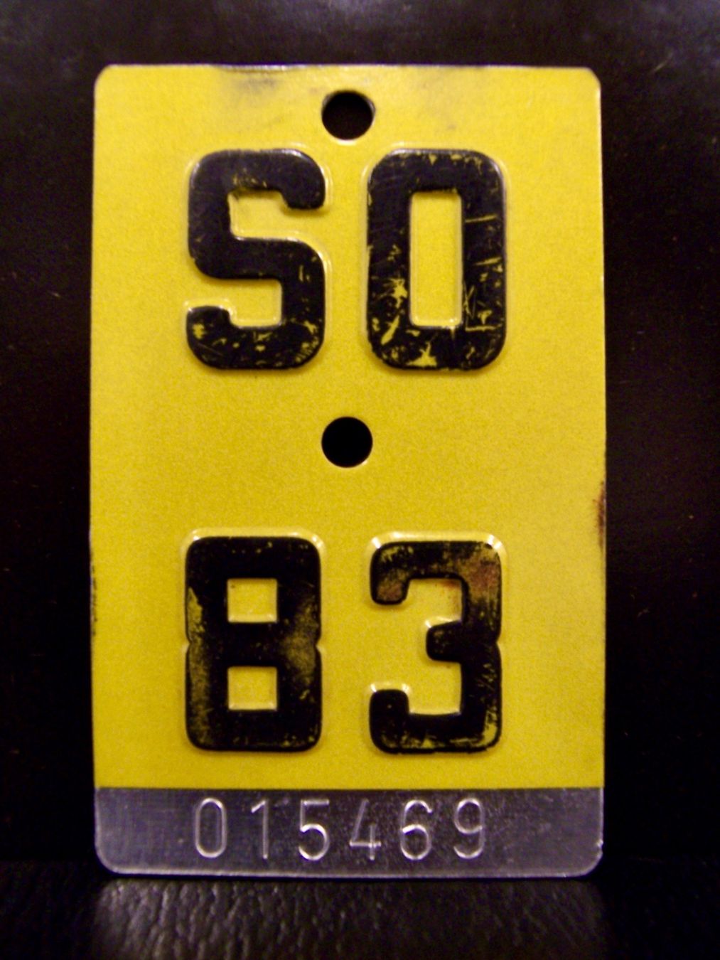 Schilder: SO 83 VELONUMMER - FAHRRADSCHILD – Gebraucht aus Kerzers von zimmergruen